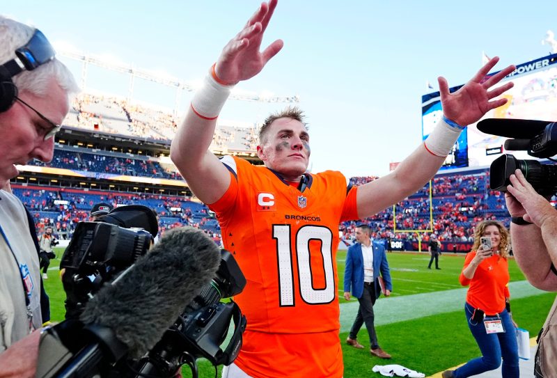 Hall of Famers baffled by Giants’ historic collapse against Broncos Hall of Famers baffled by Giants’ historic collapse against Broncos