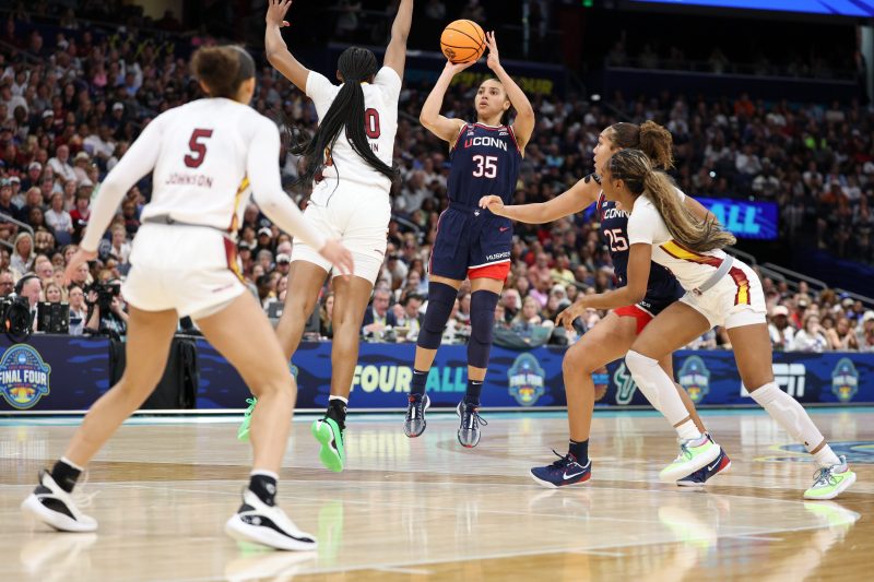 Azzi Fudd feels ‘healthiest I’ve been since I’ve been at UConn’ Azzi Fudd feels ‘healthiest I’ve been since I’ve been at UConn’