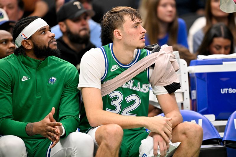 Cooper Flagg benched, injured in Mavericks loss Cooper Flagg benched, injured in Mavericks loss
